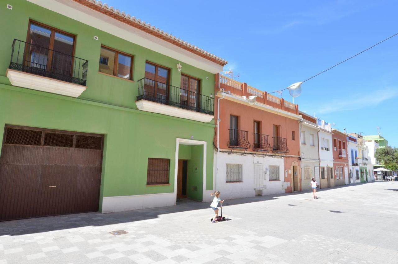 The Green Townhouse In Denia Centre By Nras Luaran gambar