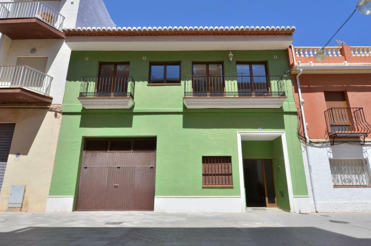 The Green Townhouse In Denia Centre By Nras Luaran gambar